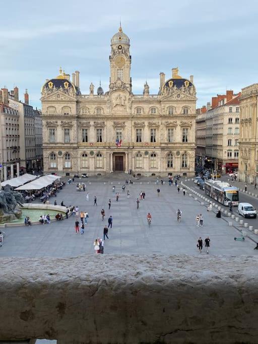 Grand Balcon Place Des Terreaux Appartement *