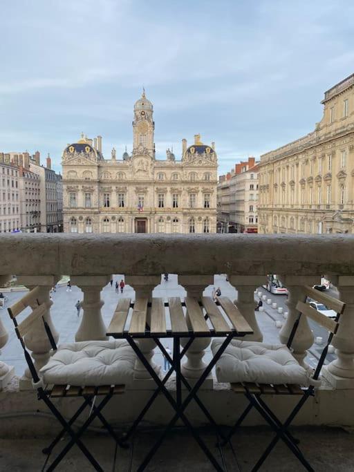 Appartement Grand Balcon Place Des Terreaux *